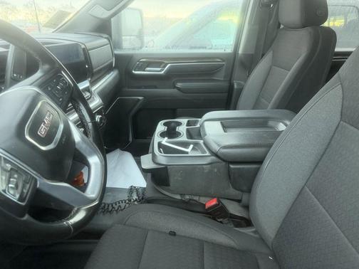 2024 GMC Sierra 3500 SLE