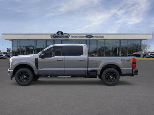 Carbonized Gray Metallic 2026 Ford F-250 Lariat
