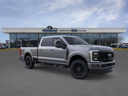 Carbonized Gray Metallic 2026 Ford F-250 Lariat