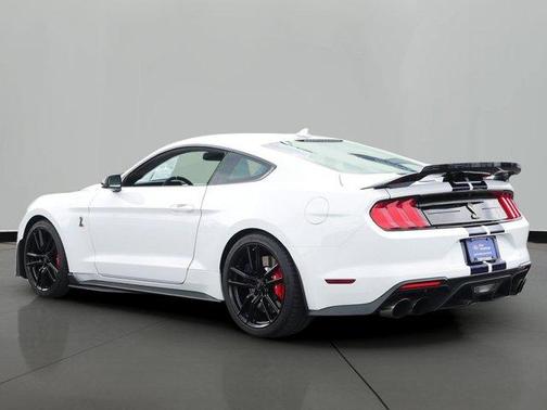 Oxford White 2022 Ford Shelby GT500 Base