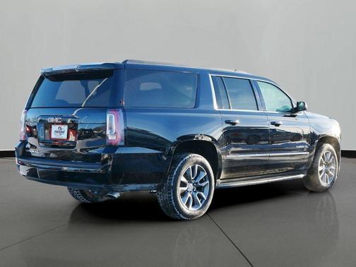 2018 GMC Yukon XL SLT