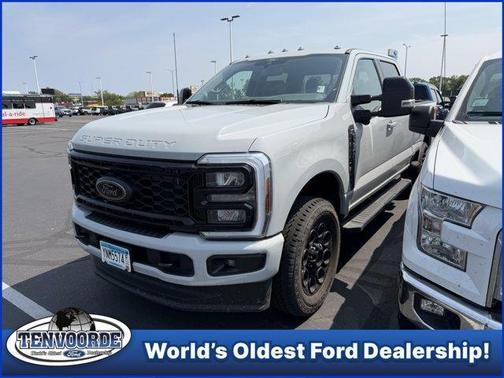 Avalanche 2026 Ford F-350 Lariat Super Duty