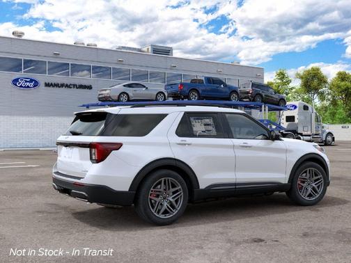 Star White 2027 Ford Explorer ST-Line
