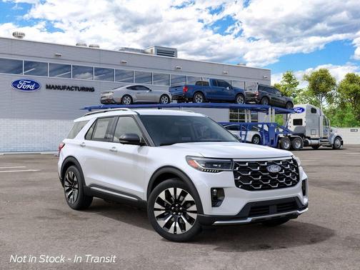 Star White 2027 Ford Explorer Platinum
