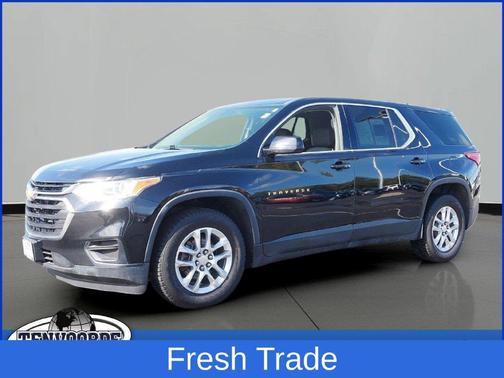 Mosaic Black Metallic 2018 Chevrolet Traverse LS