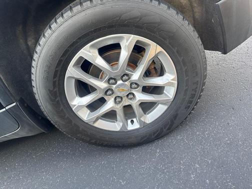 Mosaic Black Metallic 2018 Chevrolet Traverse LS