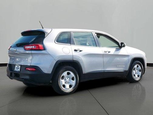 2014 Jeep Cherokee Sport