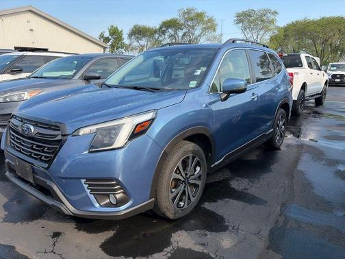 Horizon Blue Pearl 2022 Subaru Forester Limited