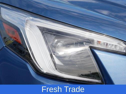 Horizon Blue Pearl 2022 Subaru Forester Limited