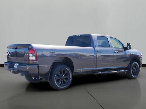 Granite Crystal Clearcoat Metallic 2024 RAM 3500 Big Horn