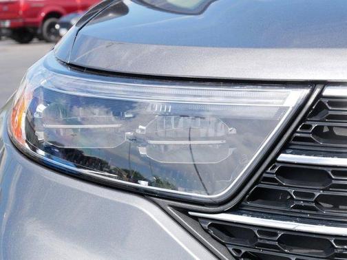 Carbonized Gray Metallic 2023 Ford Explorer XLT