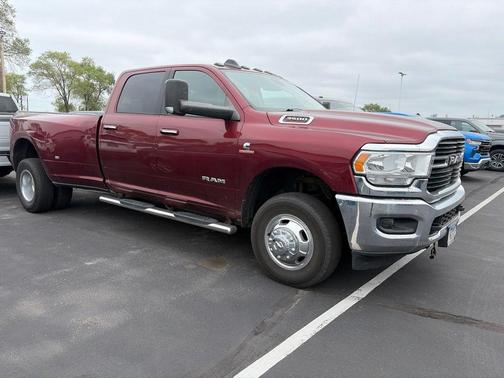 Delmonico Red Pearlcoat 2019 RAM 3500 Big Horn