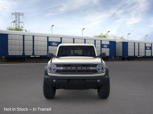 Wimbledon White 2026 Ford Bronco Outer Banks