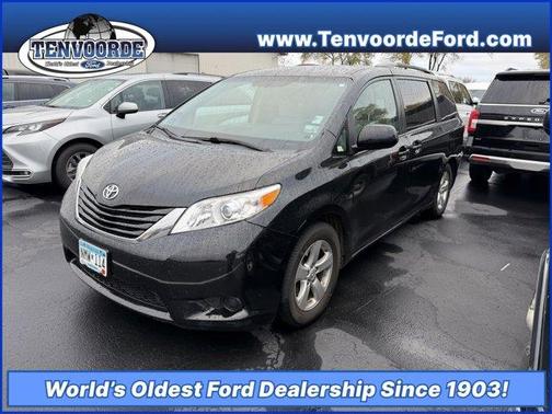2015 Toyota Sienna LE