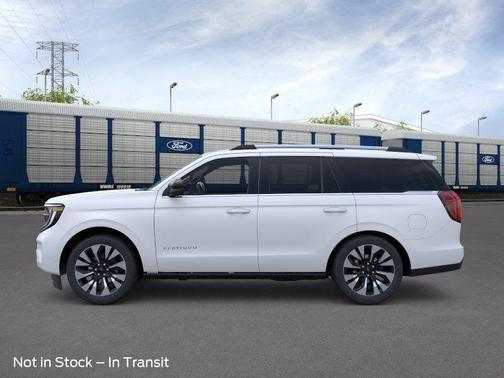 Star White 2026 Ford Expedition Platinum