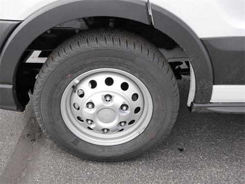 2025 Ford Transit-250 148 WB Medium Roof Cargo