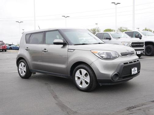 Titanium Gray 2016 Kia Soul Base