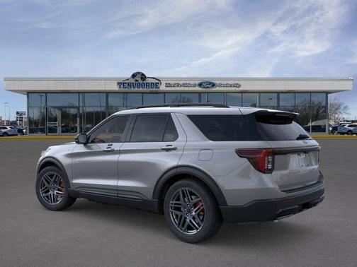 Carbonized Gray Metallic 2026 Ford Explorer ST-Line