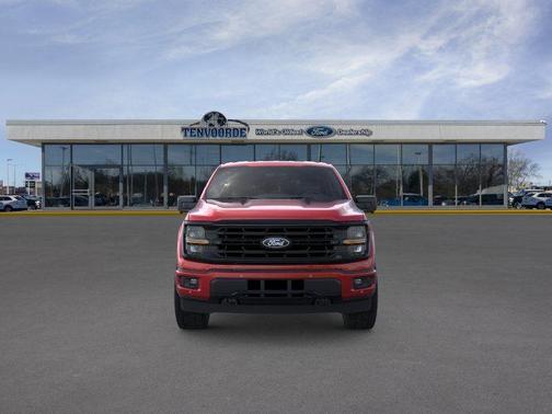 Ruby Red Metallic Tinted Clearcoat 2026 Ford F-150 XLT