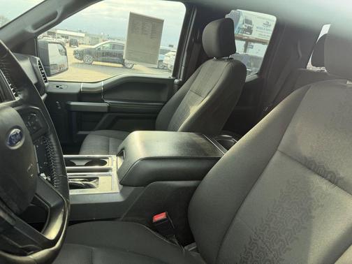 Magnetic Metallic 2018 Ford F-150 XLT