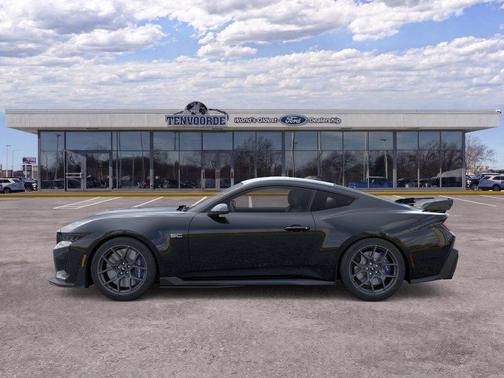Shadow Black 2026 Ford Mustang Dark Horse