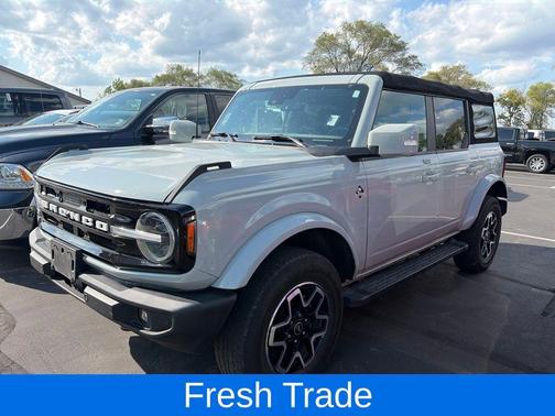 Cactus 2022 Ford Bronco Outer Banks
