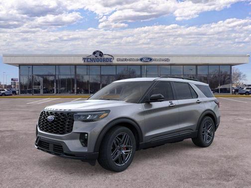 Carbonized Gray Metallic 2026 Ford Explorer ST-Line