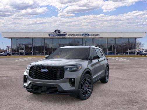 Carbonized Gray Metallic 2026 Ford Explorer ST-Line