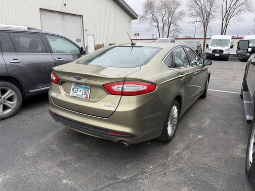 2013 Ford Fusion Hybrid SE