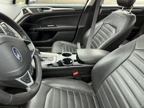 2013 Ford Fusion Hybrid SE