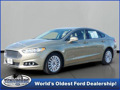 2013 Ford Fusion Hybrid SE