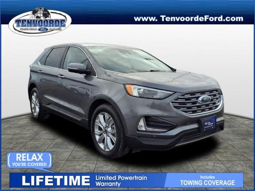 2022 Ford Edge Titanium