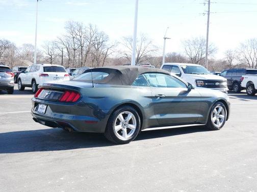 2015 Ford Mustang V6