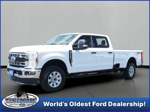 Oxford White 2024 Ford F-350 XLT