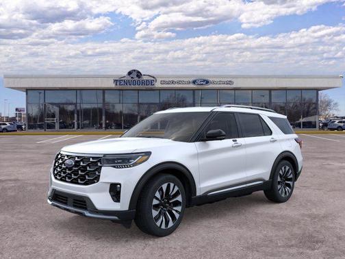 Star White 2026 Ford Explorer Platinum