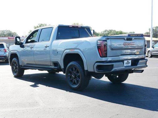 2024 GMC Sierra 3500 AT4