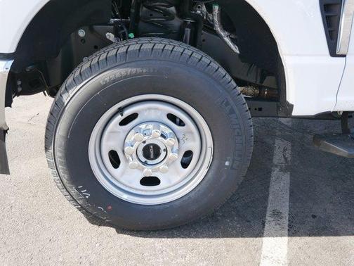 Oxford White 2026 Ford F-250 XL