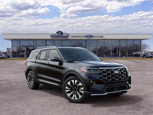 Agate Black Metallic 2027 Ford Explorer Platinum