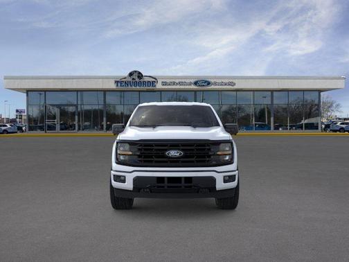 Oxford White 2026 Ford F-150 XLT