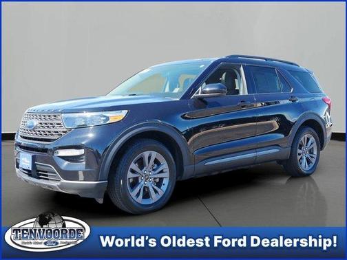 Black Metallic 2023 Ford Explorer XLT