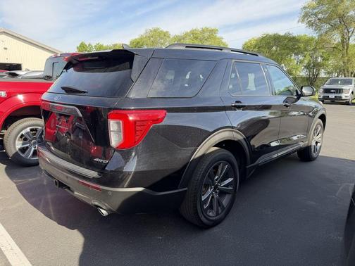 Black Metallic 2023 Ford Explorer XLT