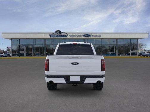 Oxford White 2026 Ford F-150 XLT