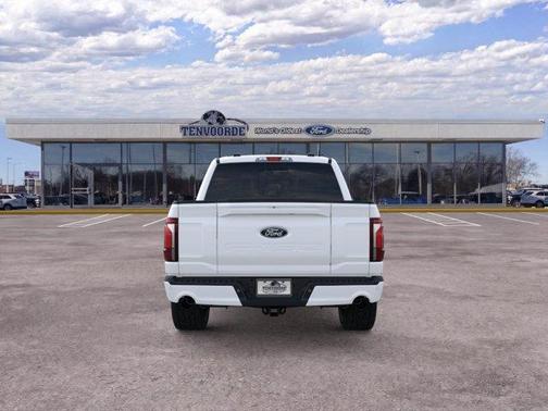 Star White 2026 Ford F-150 Lariat