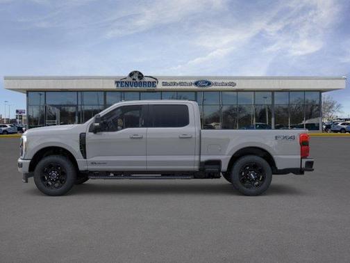 Avalanche 2026 Ford F-250 Lariat