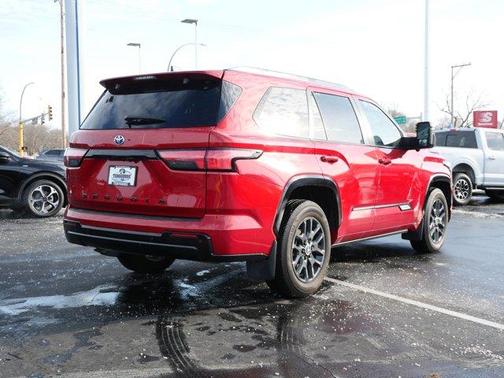 2024 Toyota Sequoia Platinum