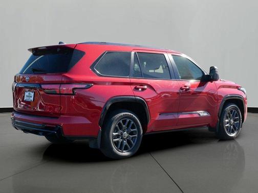 2024 Toyota Sequoia Platinum