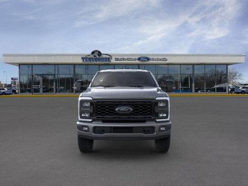 2025 Ford F-350 Lariat Super Duty