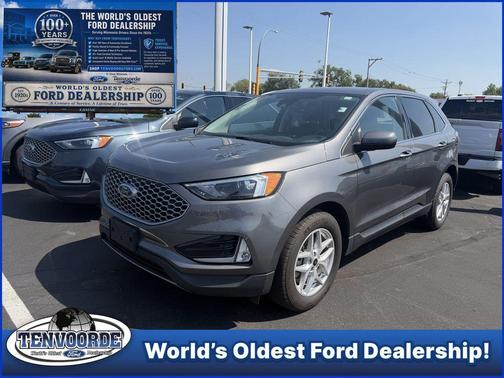 Gray Metallic 2023 Ford Edge SEL