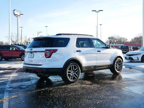 2019 Ford Explorer sport