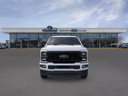 Oxford White 2026 Ford F-350 XLT